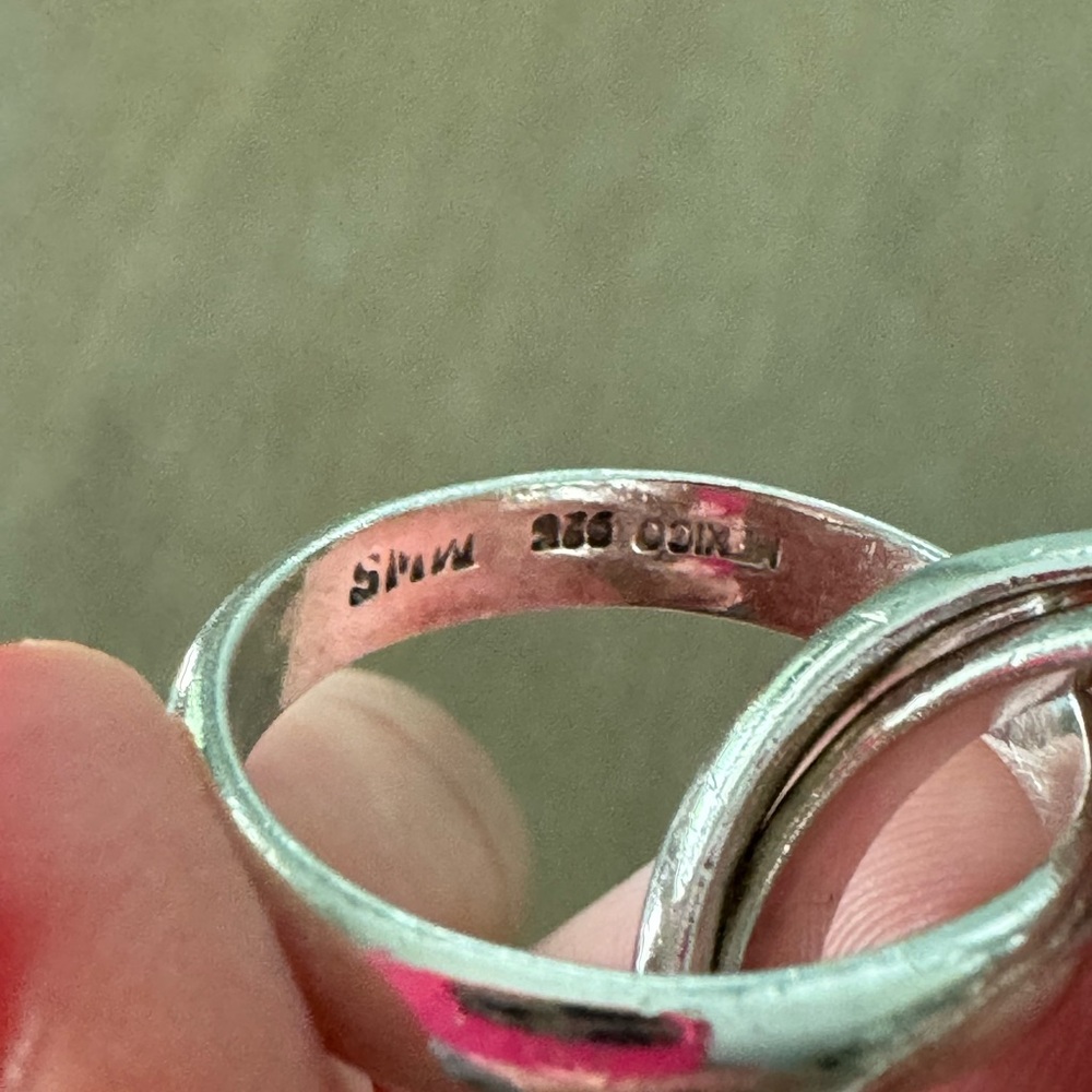 Sterling Silver Trinity Ring Approximately Sz 7 - image 5